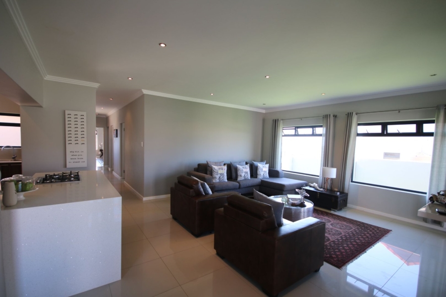 3 Bedroom Property for Sale in Kidds Beach Eastern Cape
